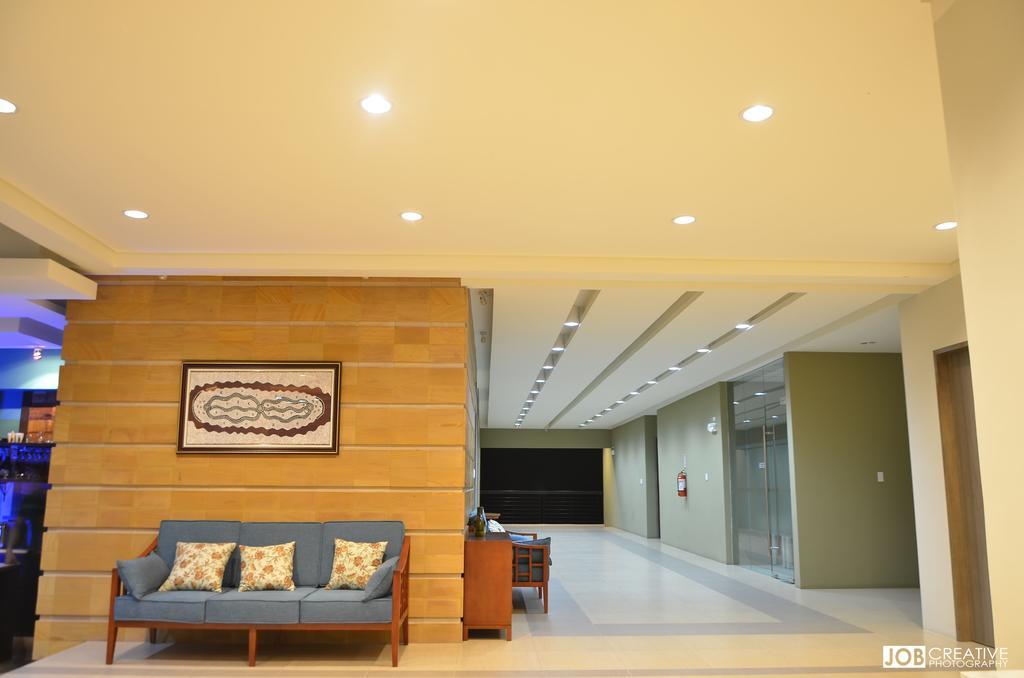 Rivermount Hotel And Resort Sarrat Bagian luar foto