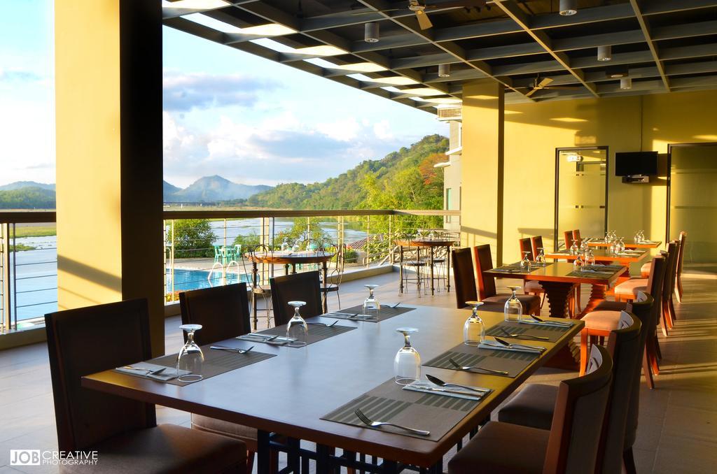 Rivermount Hotel And Resort Sarrat Bagian luar foto