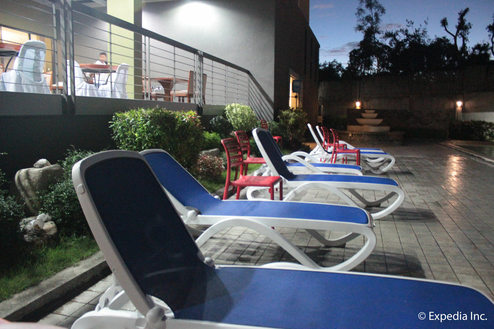 Rivermount Hotel And Resort Sarrat Bagian luar foto